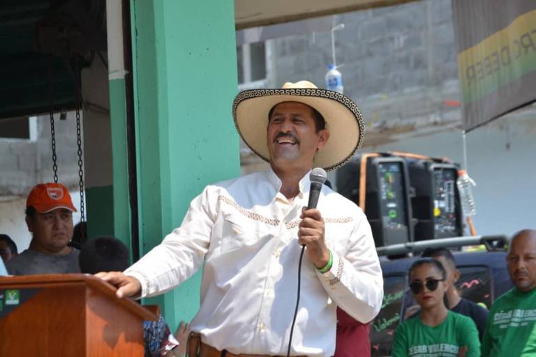 César Valencia, alcalde de Aguililla, Michoacán, es asesinado