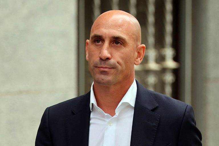 FIFA suspende a Luis Rubiales por tres años