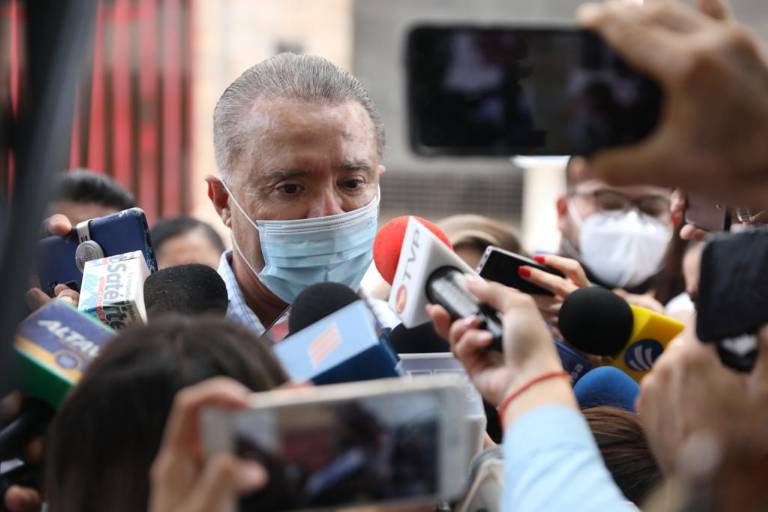 Quirino dice a los maestros que las clases presenciales iniciarán sí o sí, pero de forma gradual y voluntaria