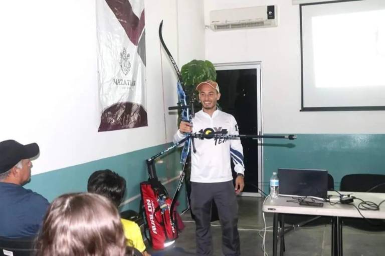 Tiro con arco atrae a más mazatlecos