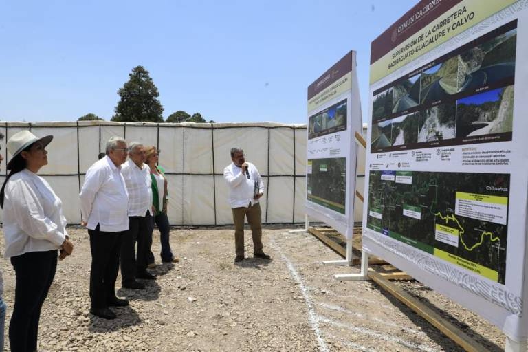 AMLO y Rocha Moya supervisan carreteras que conectarán Sinaloa con Durango y Chihuahua; arranca jornada Sembrando Vida