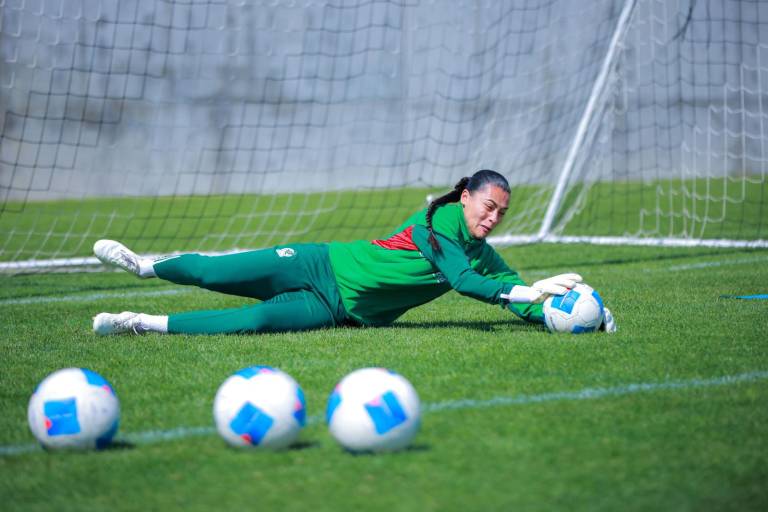 México se mide a Brasil por el boleto a la final de la Copa Oro W