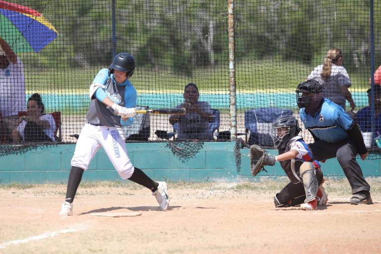 Escuadras mazatlecas defienden su territorio en el Torneo Nacional de Beisbol de Regiones y Ligas 2025