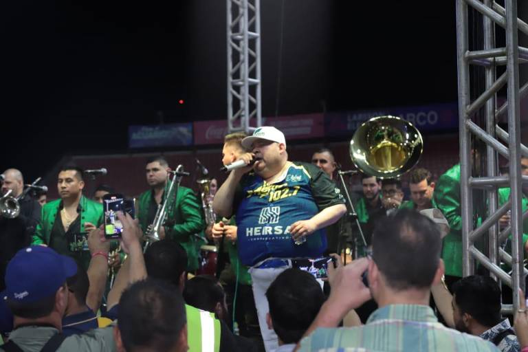 Una fiesta de música, beisbol y emociones en el Juego de las Estrellas