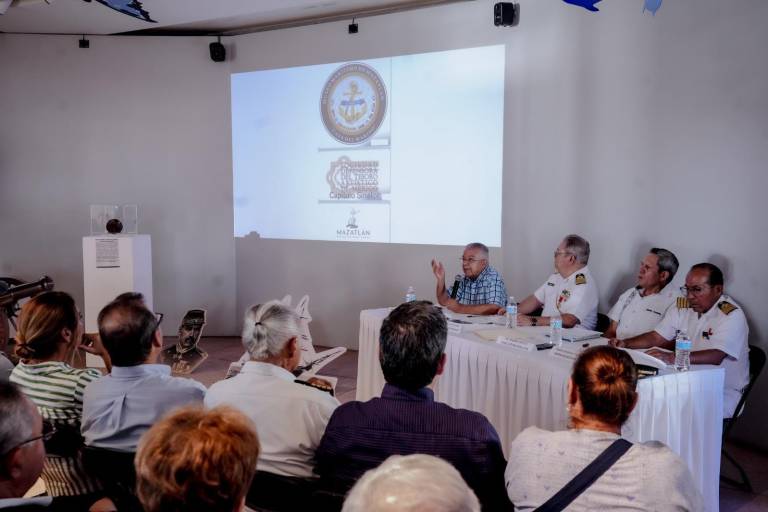 Conmemoran el 161 Aniversario de la Defensa de Mazatlán