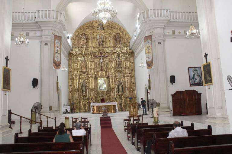 Preparativos de la Solemnidad de Nuestra Señora del Rosario está al 80 por ciento: Párroco