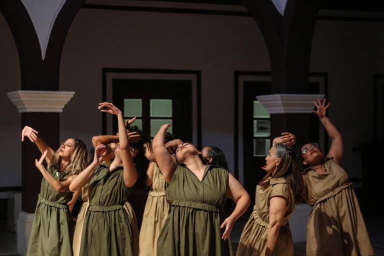 Presentan ‘Humaya’ alumnas del Taller de Danza Contemporánea
