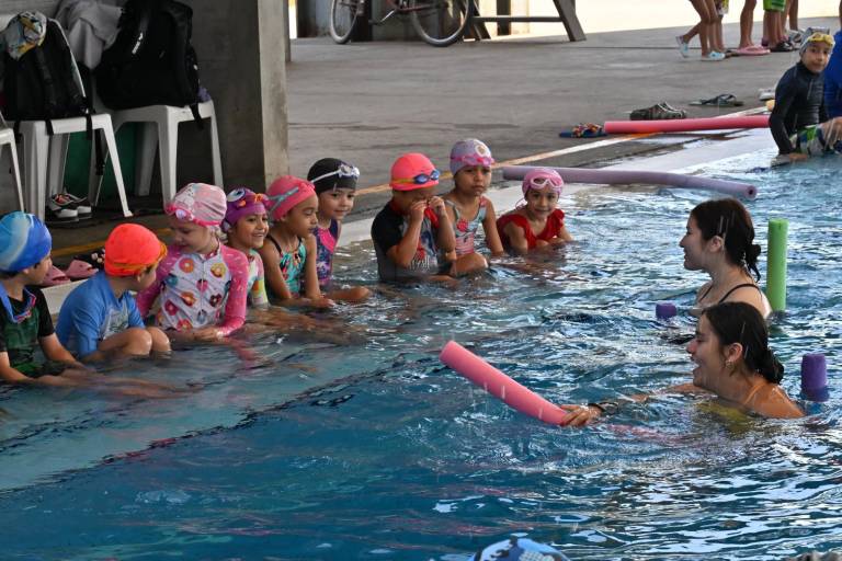 ¡Al agua, pequeños! La Alberca Olímpica Mazatlán abre sus puertas