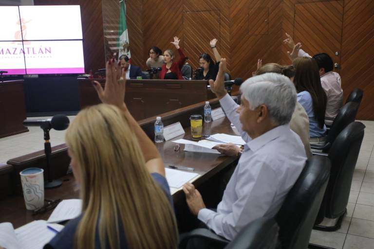 Aprueba Cabildo de Mazatlán convocatoria a organizaciones para obtención de apoyos para el 2026