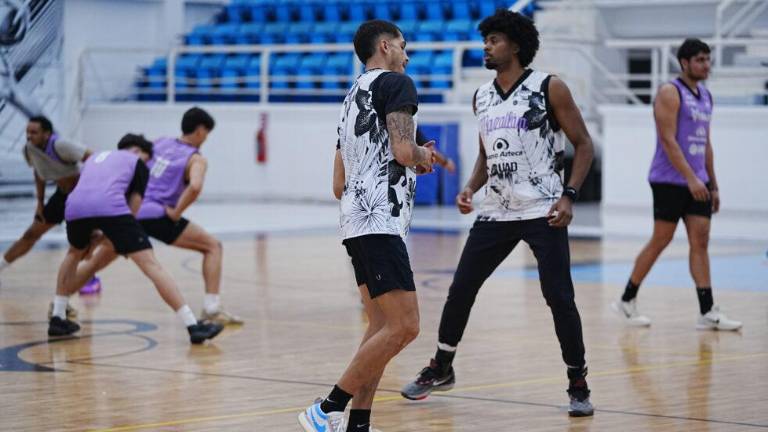 Thompson subrayó que su papel va más allá de lo deportivo, buscando impulsar el crecimiento del equipo dentro y fuera de la cancha.