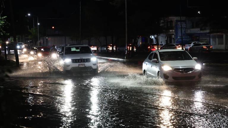 La noche del miércoles se tuvo una lluvia ligera generalizada en todo Mazatlán.