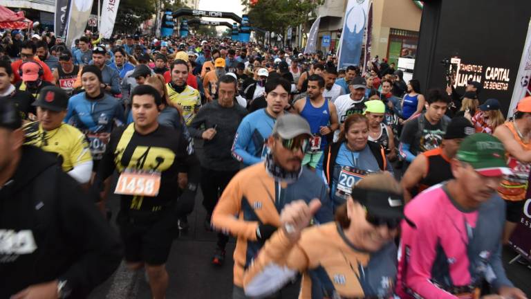 Más de 3 mil 500 corredores participaron este domingo.