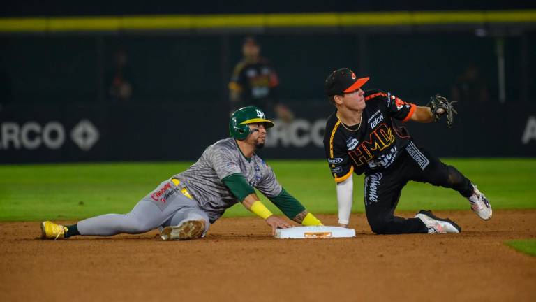 Martín y Tolentino.