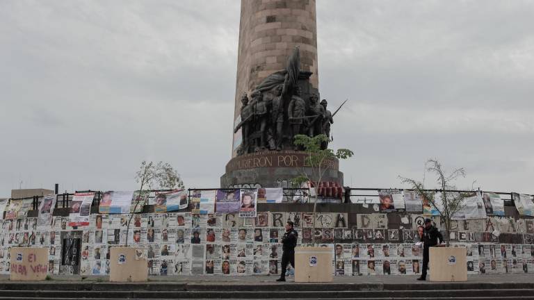 Las familias buscadoras han convertido la Glorieta de los Niños Héroes en Guadalajara en un espacio de memoria para recordar a las personas desaparecidas.