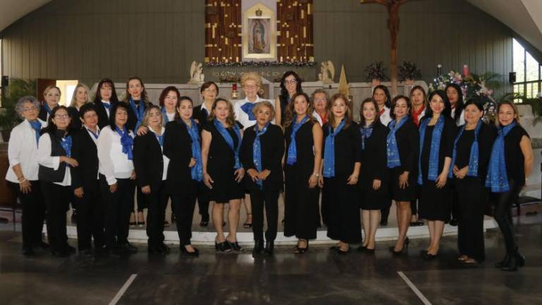 Las damas que integran la Asociación Nacional Pro Superación Personal celebraron su convivencia anual.