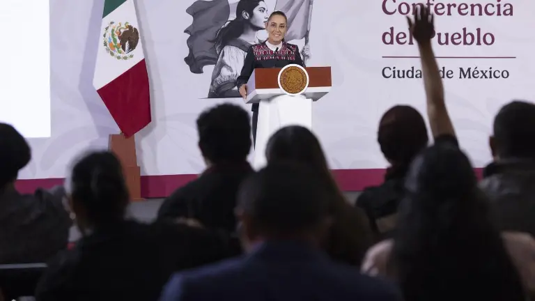 La Presidenta Claudia Sheinbaum Pardo informó que enviará a Venezuela rescatistas, personal de salud y perros de búsqueda ante las afectaciones por los sismos.