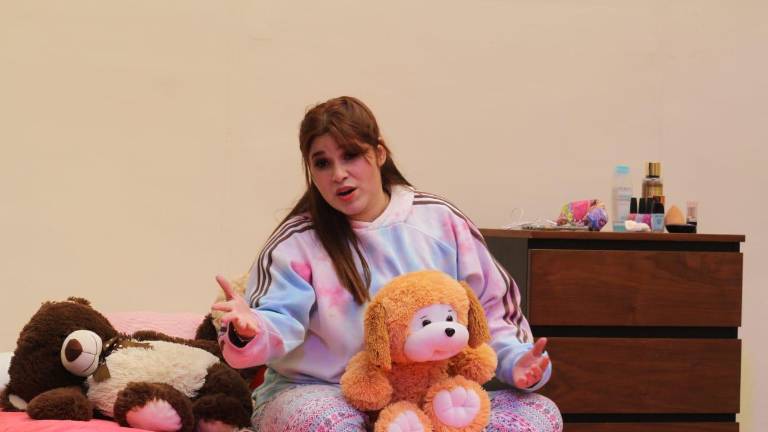 Emma, y las historias de sus amores fue uno de los dos breves monólogos de comedia.