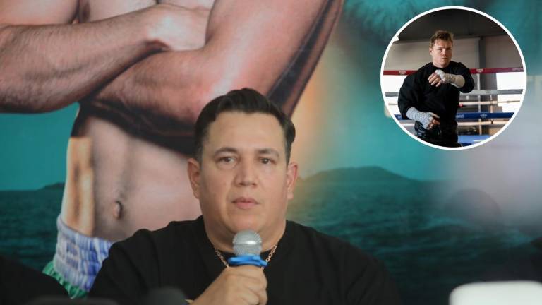 El entrenador confirma que septiembre será clave para el futuro del tapatío.