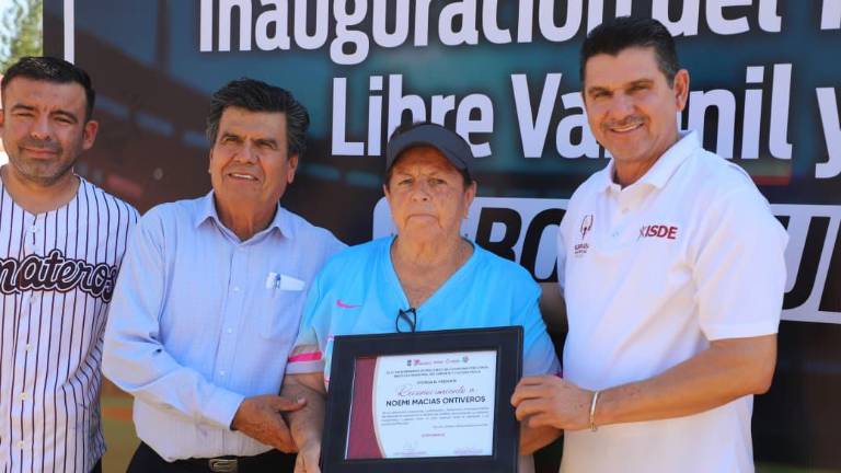 Se rindió homenaje a Noemí Macías Ontiveros por su trayectoria y aportes al desarrollo de este deporte en la región.