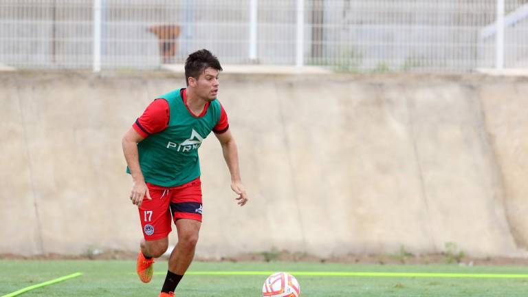 El español Jorge Meré ya tuvo su primera práctica con Mazatlán FC.