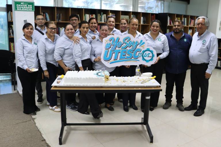 La Universidad Tecnológica de Escuinapa celebra 14 años de su fundación.