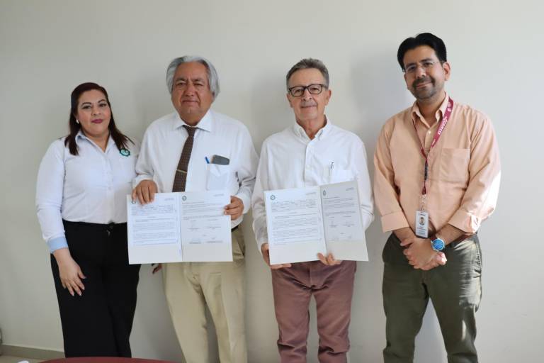 Firman convenio de colaboración UTEsc y Confíe. Se presenta propuesta sobre inducción floral del mango