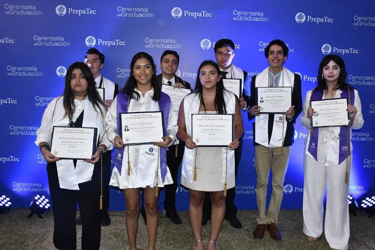 Egresa nueva generación de la Prepa Tec de Monterrey