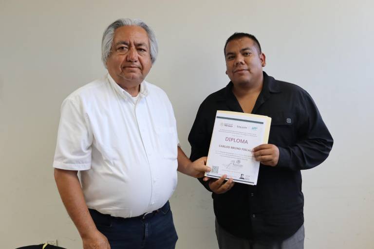 Personal de la Universidad Tecnológica de Escuinapa recibe distinciones de perfil deseable por la Subsecretaría de Educación Superior
