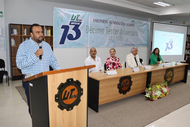 UTEsc celebra su aniversario número trece
