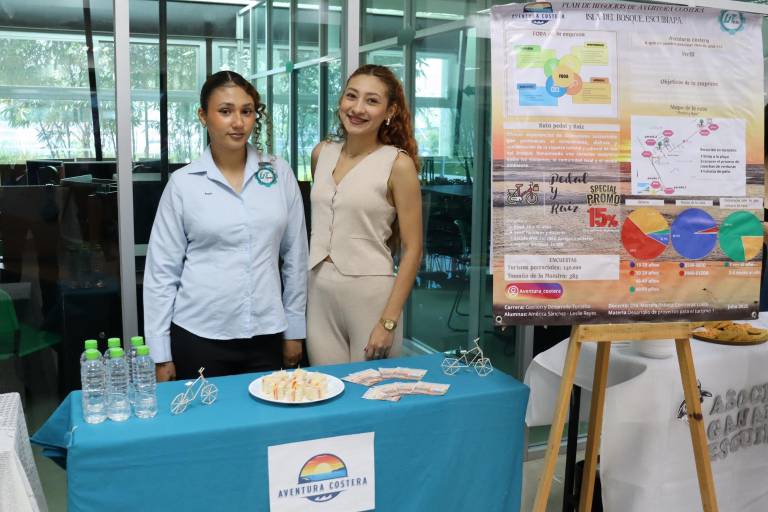 Con la presencia del presidente municipal de Escuinapa, estudiantes de turismo de UTEsc realizan muestra de proyectos de impacto en comunidades de la región