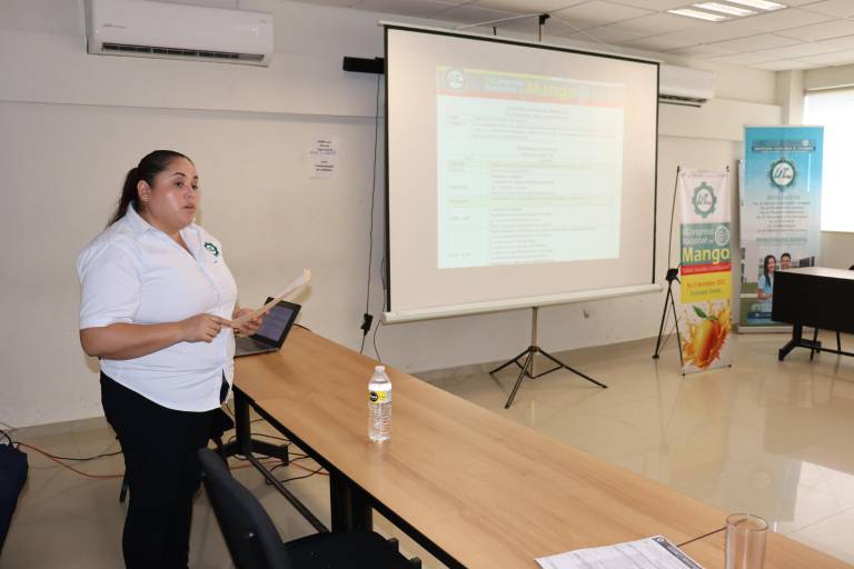 Presenta UTEsc programa del III Congreso Nacional del Mango a autoridades y representantes del sector