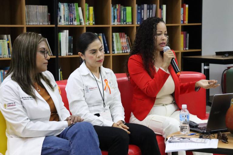 Red Escuinapense por la Salud presenta en UTEsc panel sobre violencia de género y consumo de sustancias