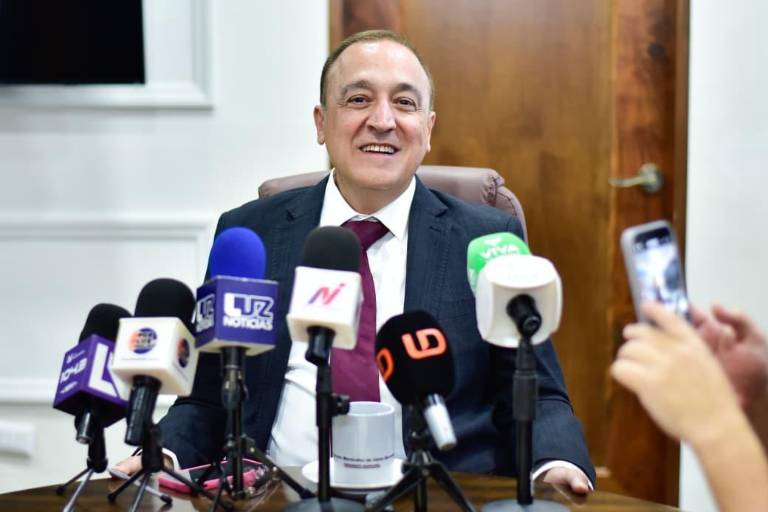 Ahome se posiciona como líder estatal en eficiencia gubernamental ante el INAFED