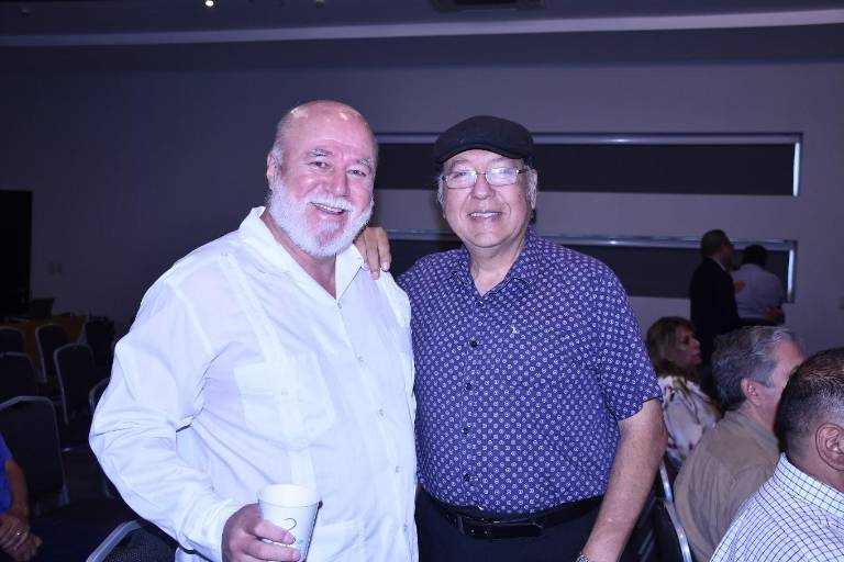 Conversan ciudadanos sobre el futuro de Sinaloa