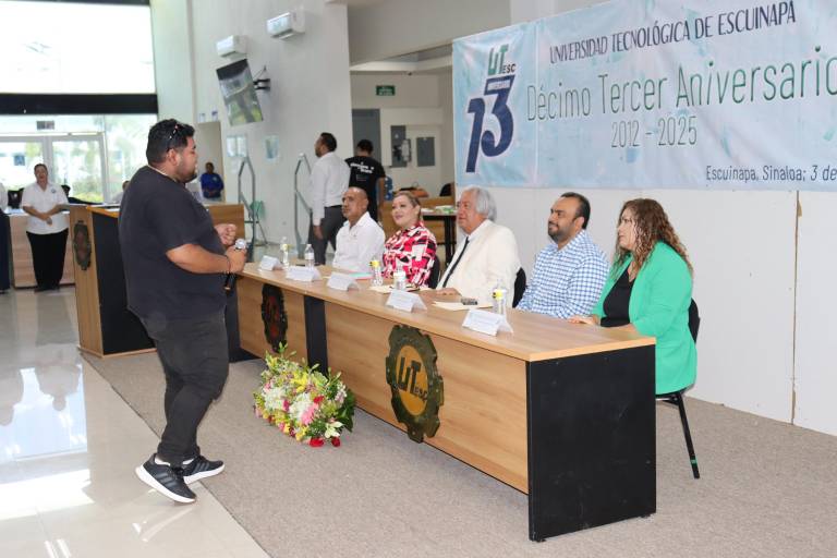 UTEsc celebra su aniversario número trece
