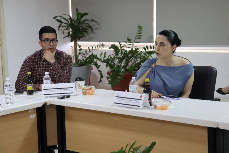 Rector de UTEsc presenta cuarto informe trimestral de actividades de 2025 ante Consejo Directivo