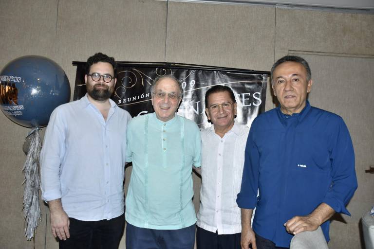 Celebran Los Caminantes su reunión ‘1500’