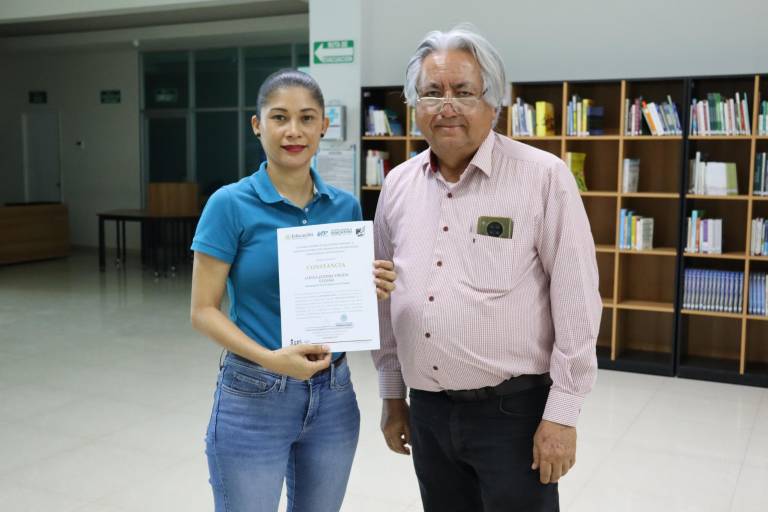 SEP otorga constancias a personal de UTEsc por su participación en el desarrollo de planes de estudios de posgrado y modalidades dual y mixta