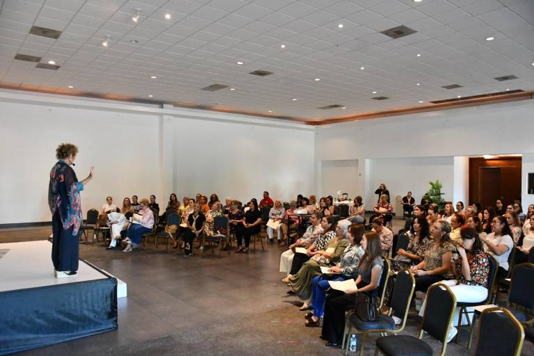 Disfrutan integrantes de Anspac Culiacán de un espacio de crecimiento personal