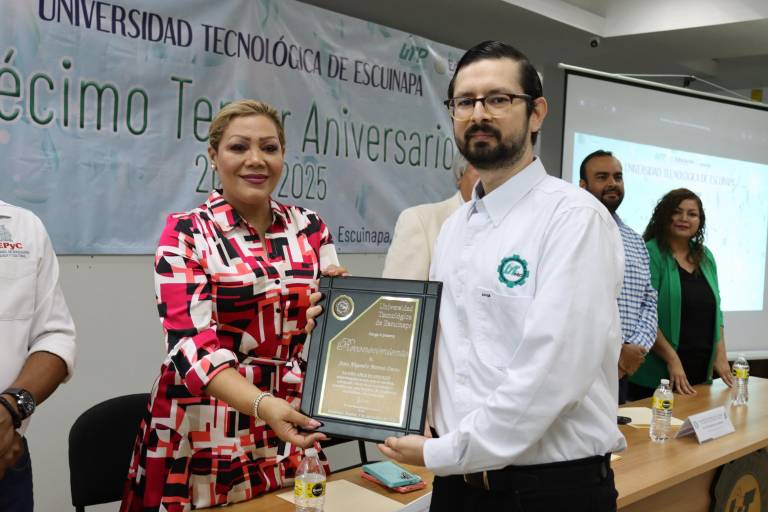 UTEsc celebra su aniversario número trece