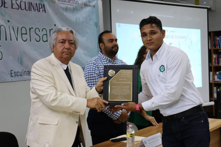 UTEsc celebra su aniversario número trece