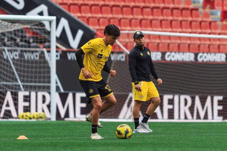 Cirilo Saucedo comanda el inicio de pretemporada de Dorados de Sinaloa