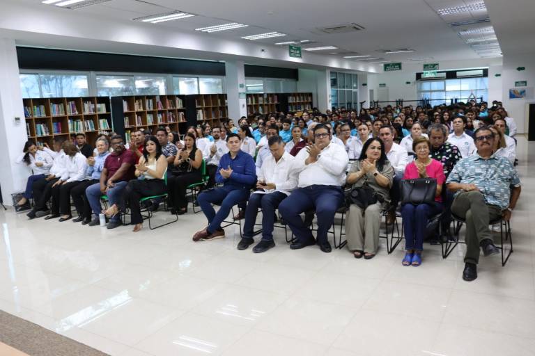 UTEsc celebra su aniversario número trece