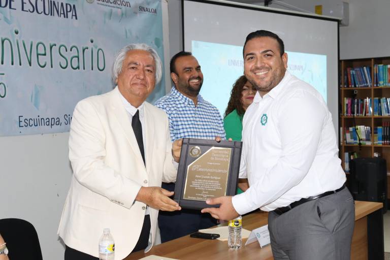 UTEsc celebra su aniversario número trece