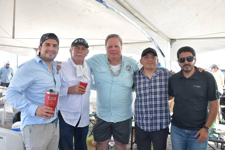 Disfrutan de sol, mar y buen ambiente en la ‘Ruta de la Ballena’ 2026