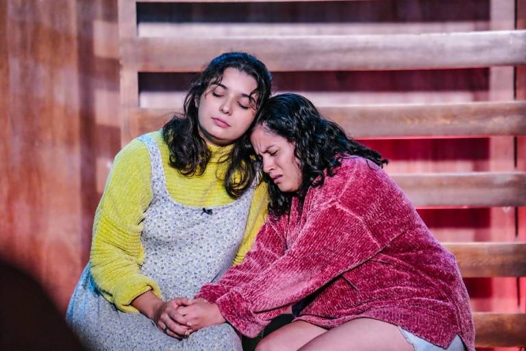 Cautiva y conmueve a los mazatlecos la obra ‘Tal vez me darás un reno’