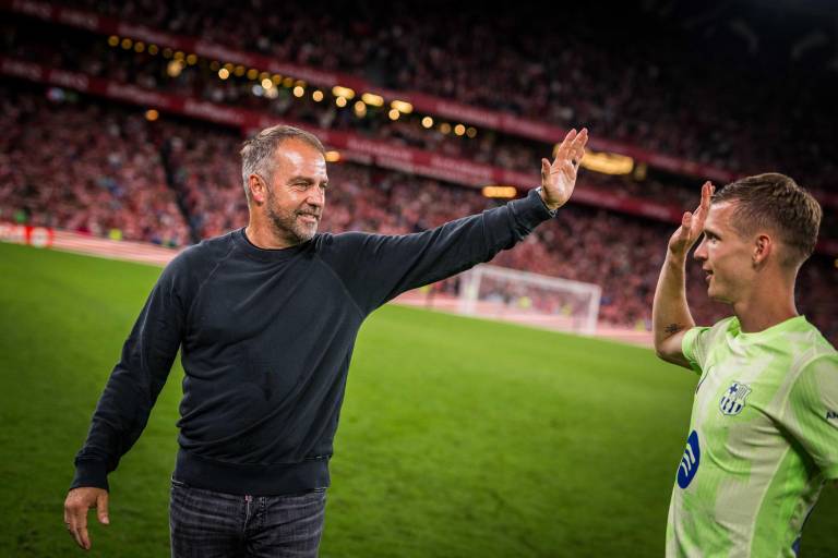 Hansi Flick, elegido mejor entrenador de la temporada en LaLiga