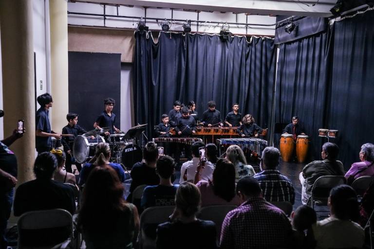 Comparten niños sus sueños musicales