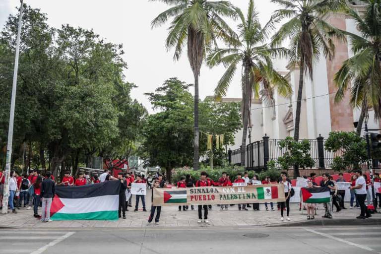 Estudiantes en Culiacán se manifiestan para exigir paz en Palestina