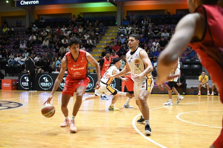 Venados Basketball derrota a Frayles en Guasave con imponente ofensiva